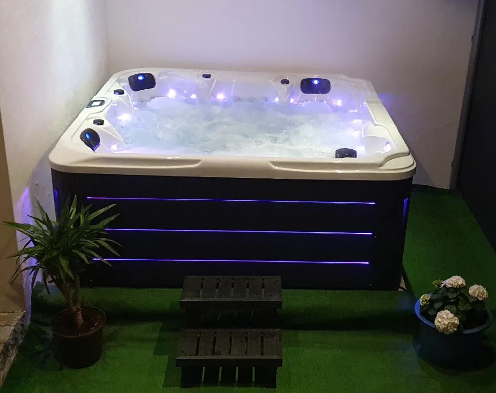 按摩浴缸多少錢?按摩浴缸好不好?